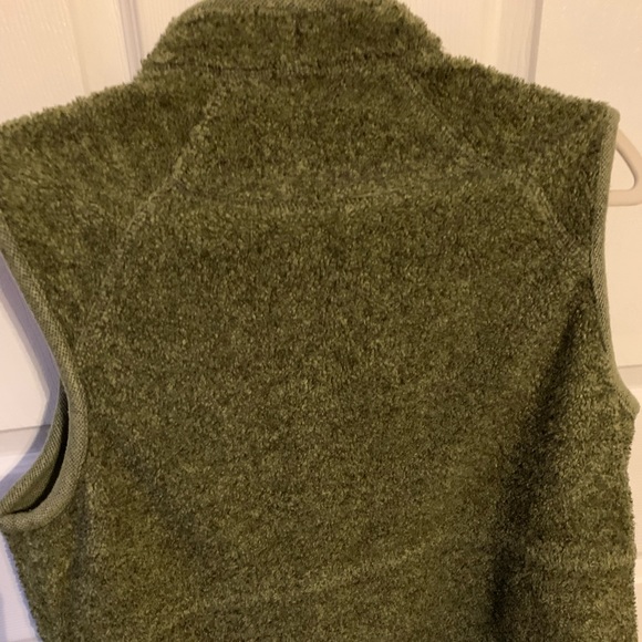 Woolrich Like New Womens Zip Up Vest - Picture 8 of 12